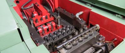 Ce este o mașină de căpăcit la rece?